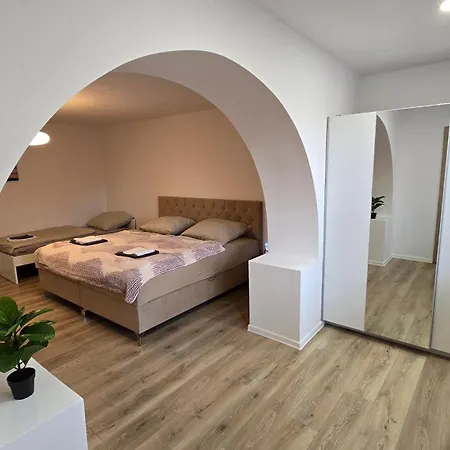 Dom Center Dom wakacyjny Hlohovec